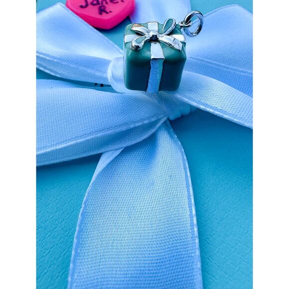 Tiffany & Co. Enamel Gift Box Present Charm Pendant in Silver - Picture 7 of 8